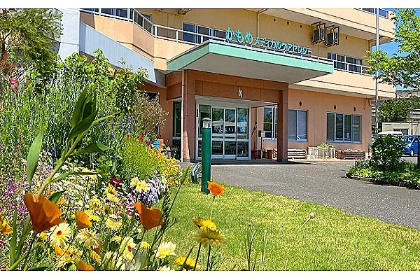 介護老人保健施設　かもめメディカルケアセンタ－・千葉県・介護職・