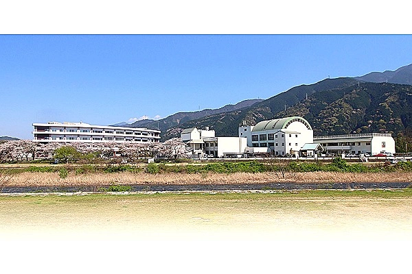 医療法人　十全会　十全ユリノキ病院・愛媛県・看護師・