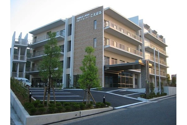 社会福祉法人　秀峯会　特別養護老人ホーム　こえばる・長崎県・歯科衛生士・