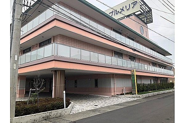 介護老人保健施設　プルメリア・静岡県・理学療法士・