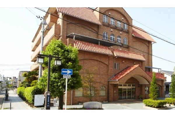 介護付有料老人ホーム　チャーム池田満寿美町・大阪府・介護職・