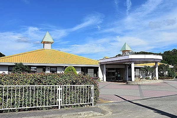 医療法人　紅萌会　介護老人保健施設ビーブル神石三和・広島県・介護職・
